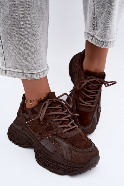 Sneakers with chocolate-colored decoration Amselle