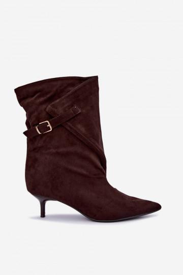 Low-heeled ankle boots with buckles in chocolate color Canelisse 2