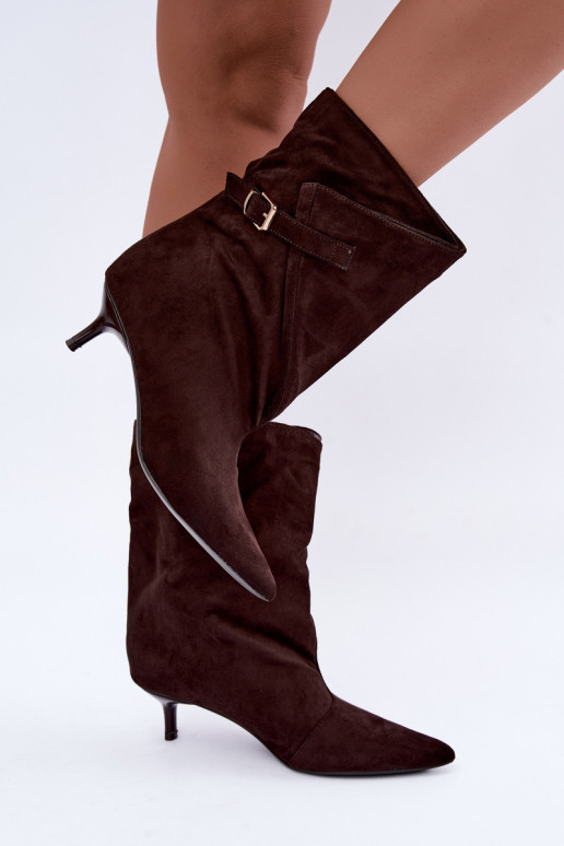 Low-heeled ankle boots with buckles in chocolate color Canelisse