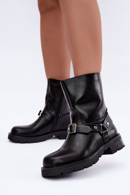 Insulated women's ankle boots with straps and buckles in black color Delmora