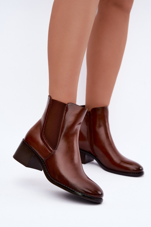 Stylish women's ankle boots in brown color Dalmora