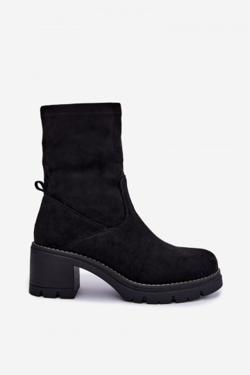 Women's ankle boots in black color Meldrenelle 2
