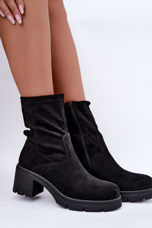 Women's ankle boots in black color Meldrenelle