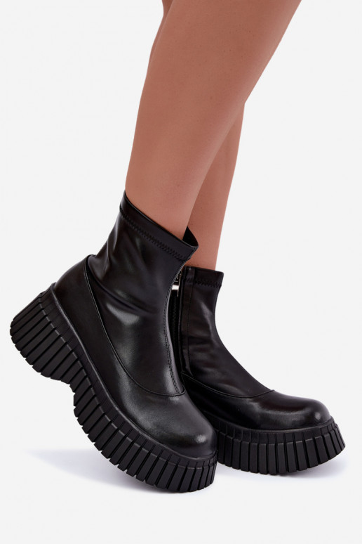 Black leather ankle boots with platform Elmorine