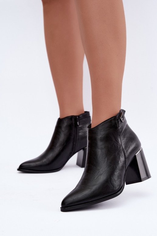 Warm black ankle boots with heels and decorative straps Irmelle