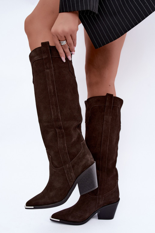 Warm knee-high cowboy-style boots with heels in faux suede brown