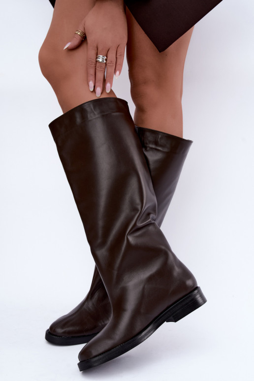 Warm leather knee-high boots with wide heels in brown Zazoo 542