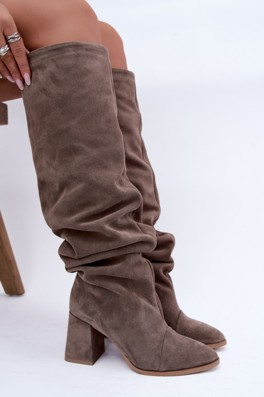 Warm wrinkled knee-high boots in faux suede with heels in clay Zazoo 4228