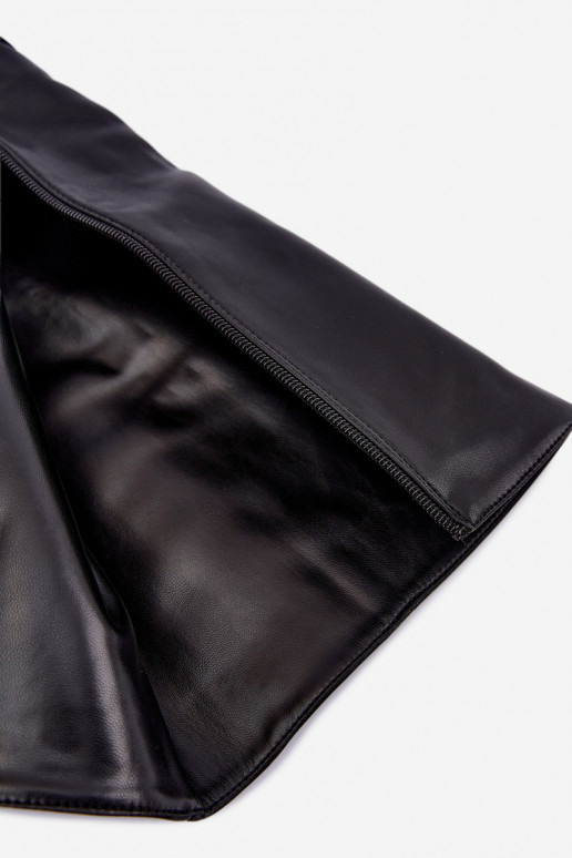 knee-high boots with buckles and wide heels in black color Ismerelle