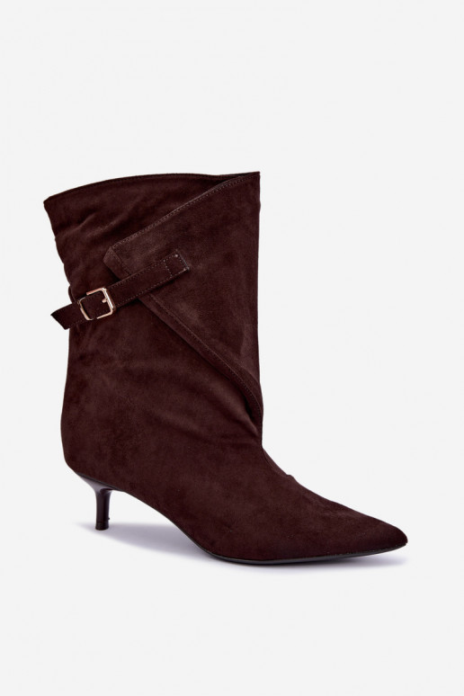 Low-heeled ankle boots with buckles in chocolate color Canelisse
