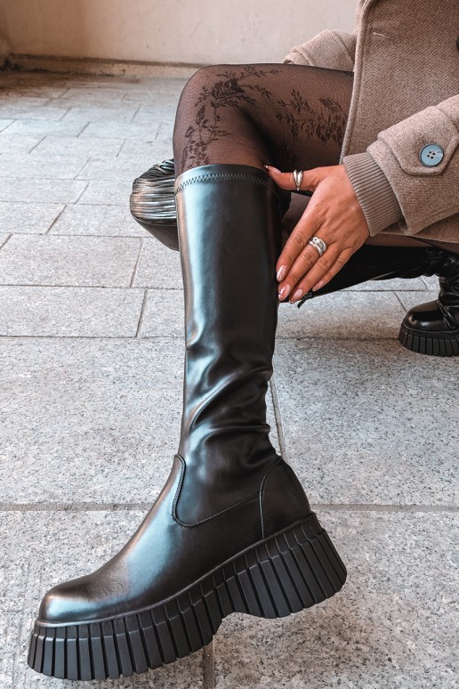 Black knee-high boots with platform Haldora