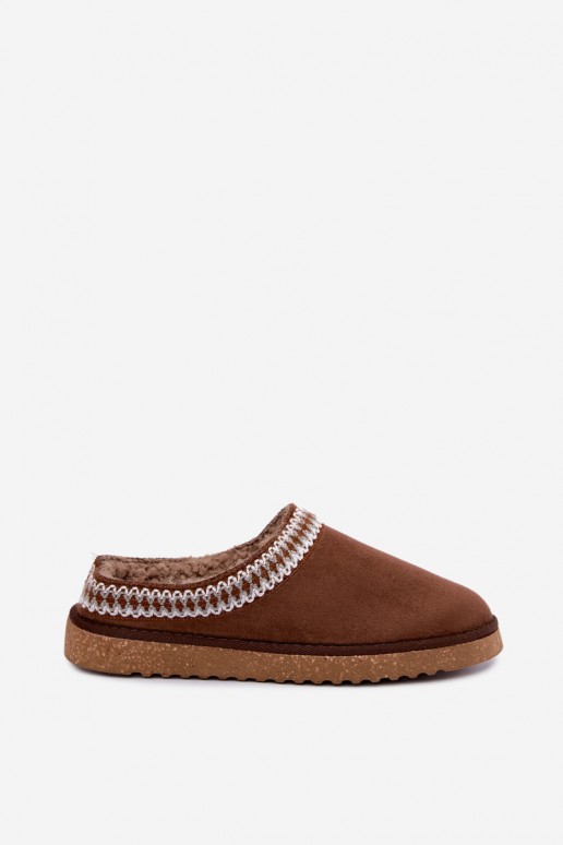 women's house slippers with embroidered flowers in brown color Inblu