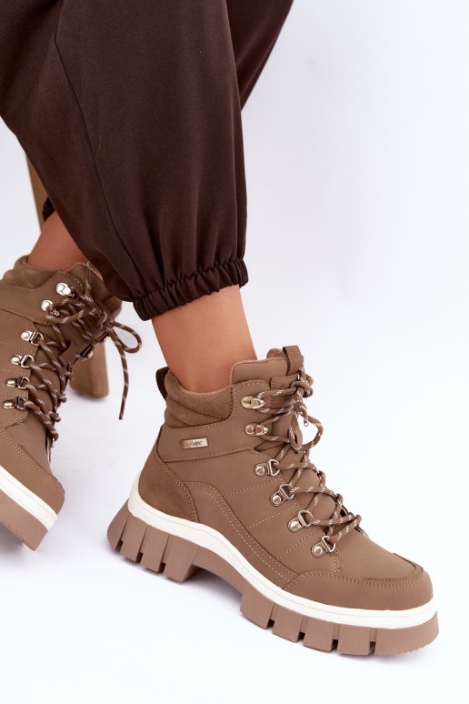 pašiltinti moteriški batai Lee Cooper LCJ-26-31-4582 smėlio spalvos