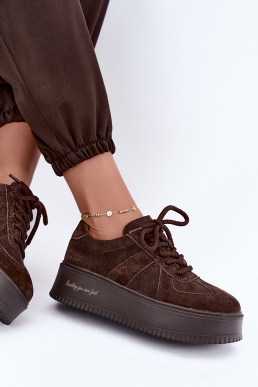 faux suede platform sneakers Lee Cooper LCJ-26-01-4644 in chocolate