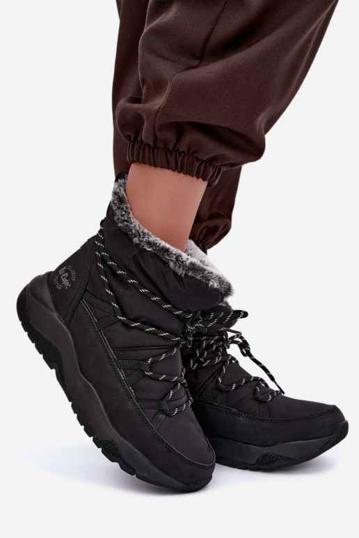 buty śniegowe wsuwane z modnymi detalami Lee Cooper LCJ-24-03-3063 w kolorze czarnym