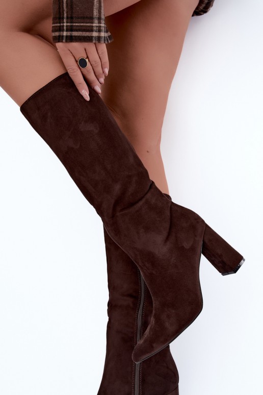insulated knee-high boots with heels in chocolate color Evelle