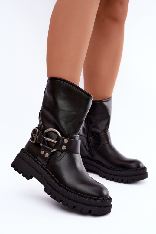 insulated ankle boots with platform and straps in black color Arienna