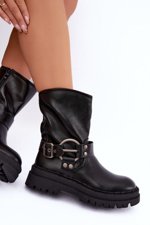 insulated ankle boots with platform and straps in black color Arienna