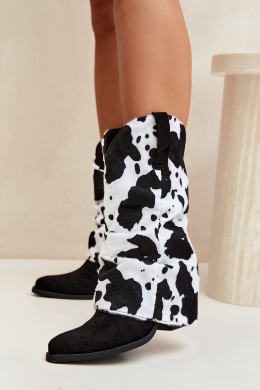 Cowboy-style ankle boots with a curved shaft and heels in black color Havie