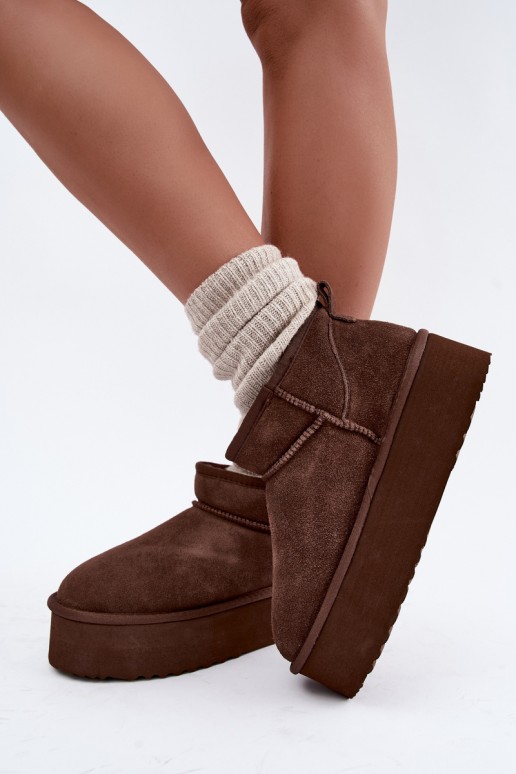 Women's snow boots made of natural suede in brown color Tairene
