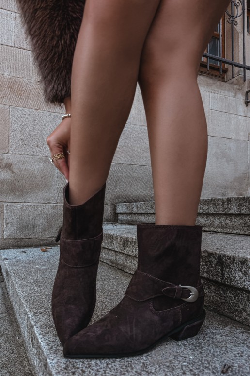 Insulated Serenelle cowboy-style ankle boots in faux suede in brown