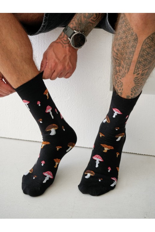 Men's socks with mushrooms in black