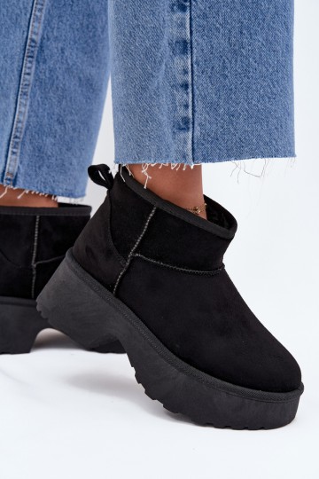 Women's black low snow boots with insulation and fur inside