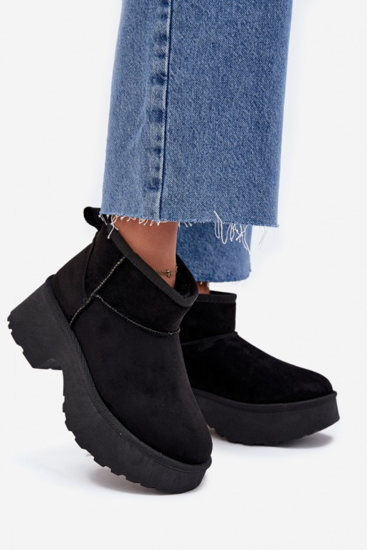 Women's black low snow boots with insulation and fur inside