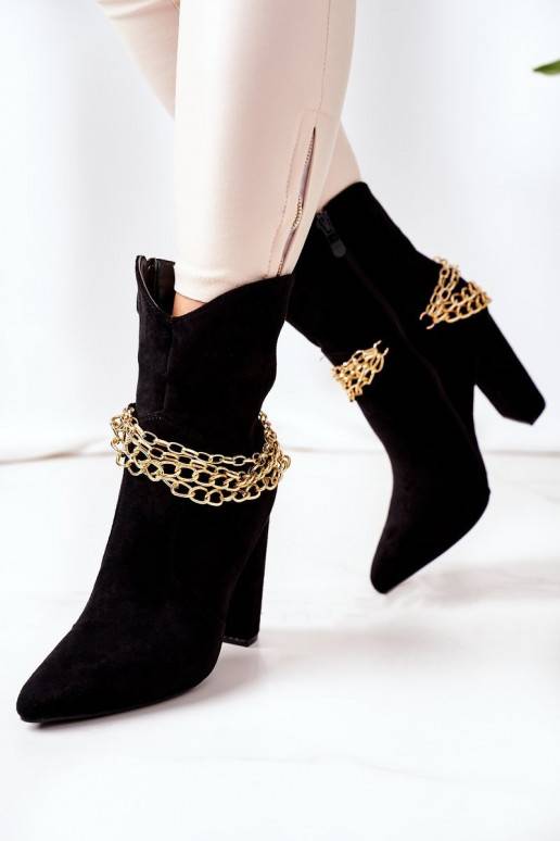 Pašiltinti aulinukai su kulniukais... Pašiltinti aulinukai su kulniukais...