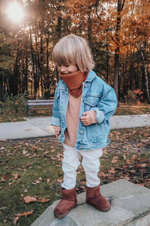 Šilti vaikiški žieminiai batai rudos... Šilti vaikiški žieminiai batai rudos...