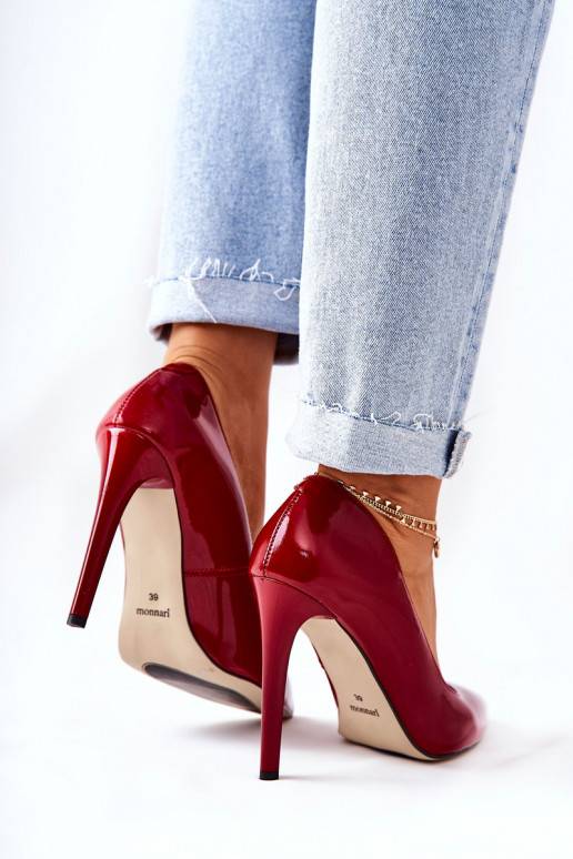 Su lako efektu aukštakulniai bateliai... Su lako efektu aukštakulniai bateliai...