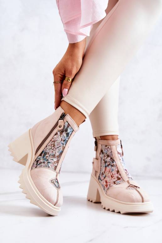 copy of Leather boots on a massive post Maciejka Beige 05325-04