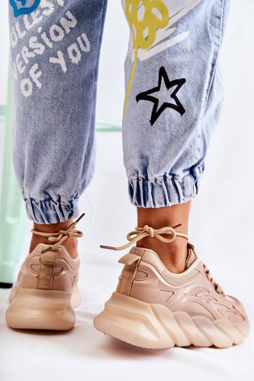 Sneakers modelio batai smėlio spalvos... Sneakers modelio batai smėlio spalvos...