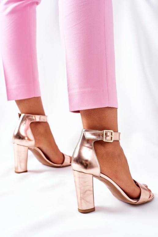 Classic Leather Sandals On Block Heel Laura Messi Champagne
