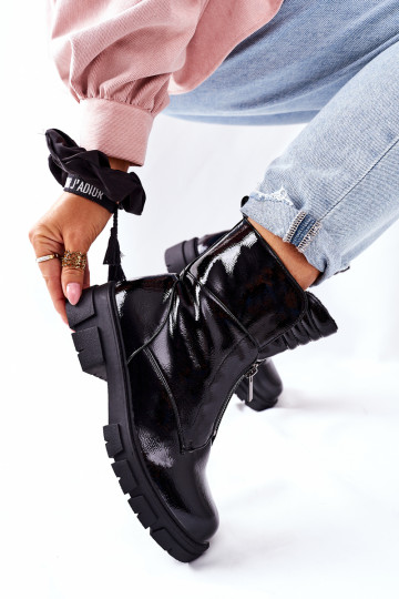 Women's Flat Boots Black...