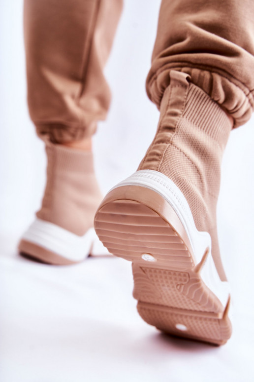 Sportiniai bateliai smėlio spalvos... Sportiniai bateliai smėlio spalvos...