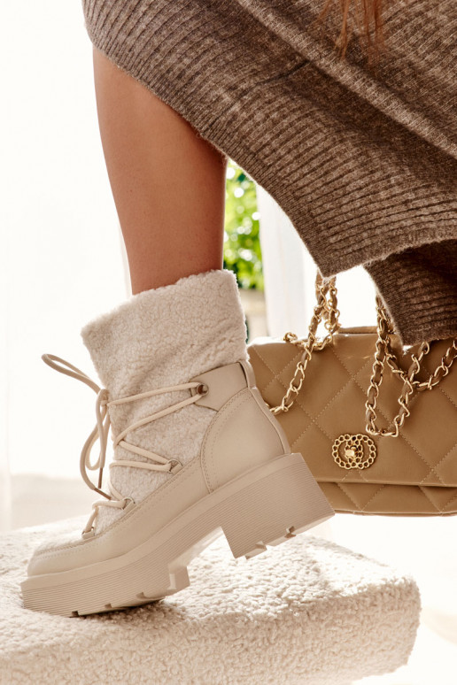 Smėlio spalvos aulinukai sniego batai... Smėlio spalvos aulinukai sniego batai...