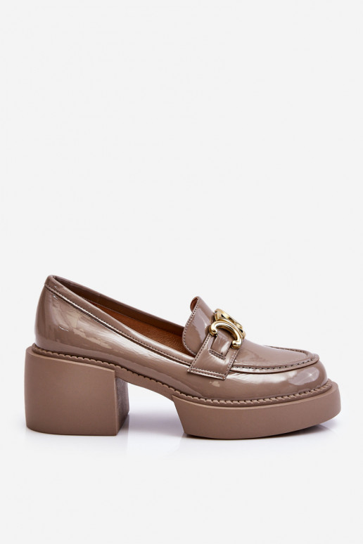 Fashionable Brogues Pumps On Massive... Fashionable Brogues Pumps On Massive...