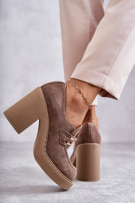 Suede shoes on a massive post Beige... Suede shoes on a massive post Beige...