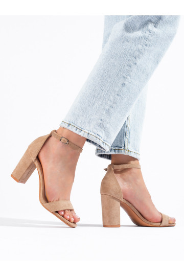 Suede sandals on the heel...
