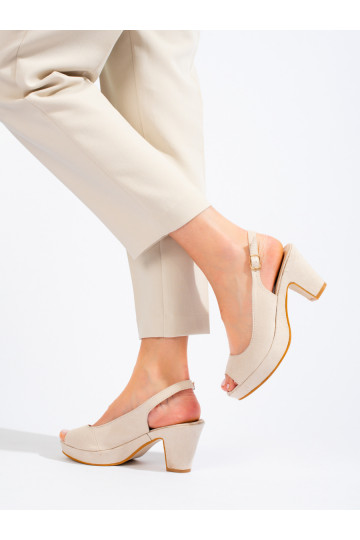 Sandals of suede with a... 2