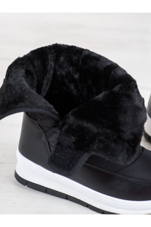 Black snow boots