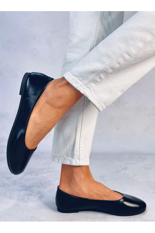 Ballerina shoes with leather insole...