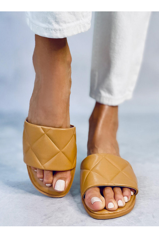 Slippers  CRAY CAMEL