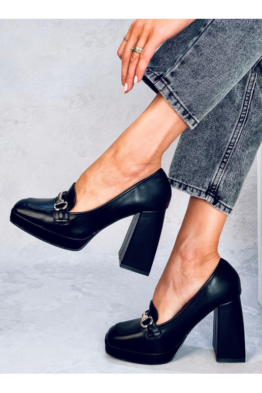 Moccasins  ALBERS BLACK