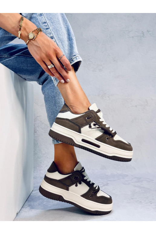 Sneakers modelio batai paaukštintu... Sneakers modelio batai paaukštintu...