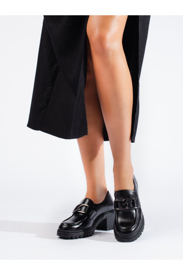 Juodos spalvos moteriški...