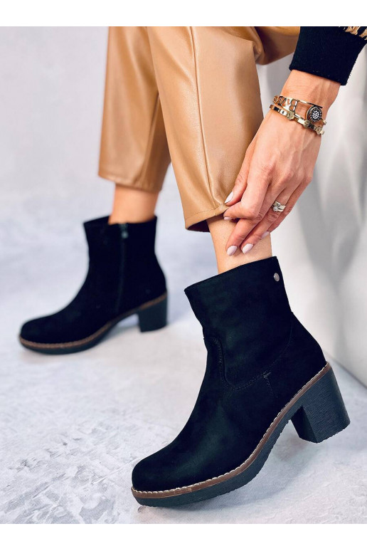 Boots with a rubber heel LINZI BLACK Boots with a rubber heel LINZI BLACK