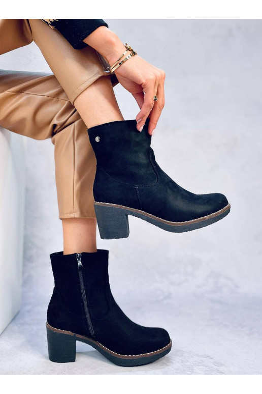 Boots with a rubber heel LINZI BLACK Boots with a rubber heel LINZI BLACK