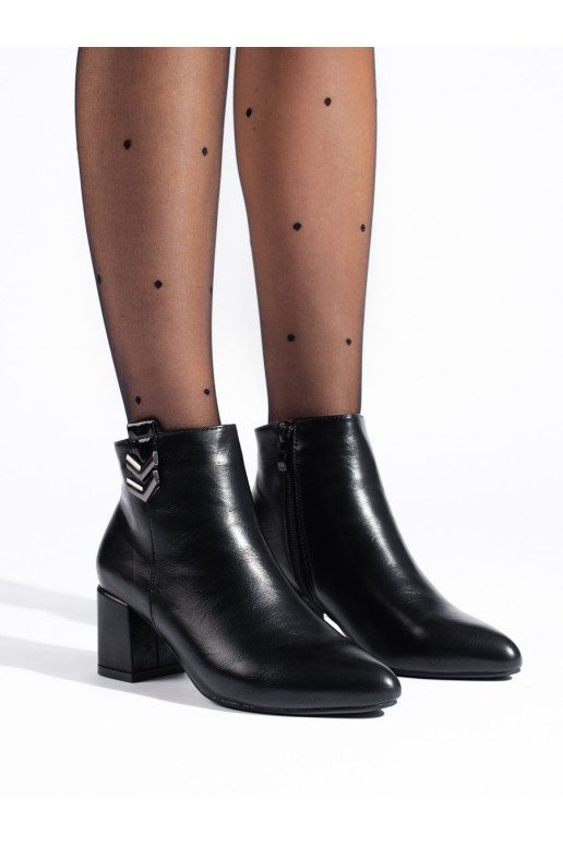 Elegant style  black Elegant style  black